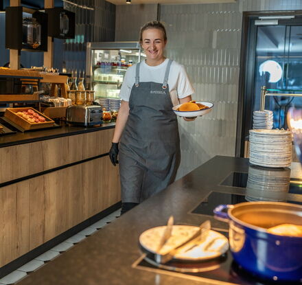  | FrühstückskellnerIn (m/w/d)