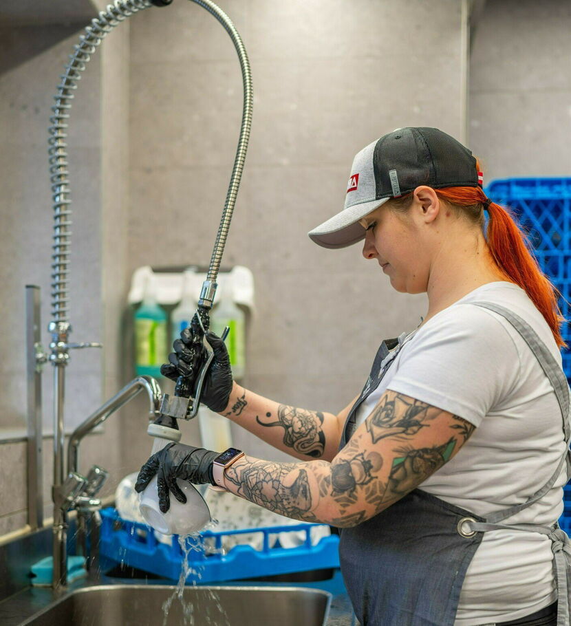  | Abw&auml;scherIn (m/w/d)